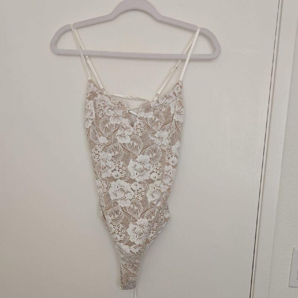 Lulu's Cream Lace Bodysuit